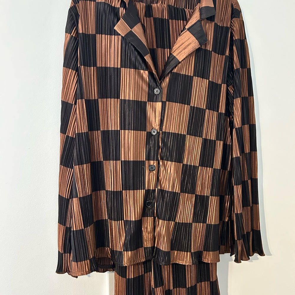 Dressed in Lala Original Long Sleeve Plissé Set in Mocha + Black Checkerboard